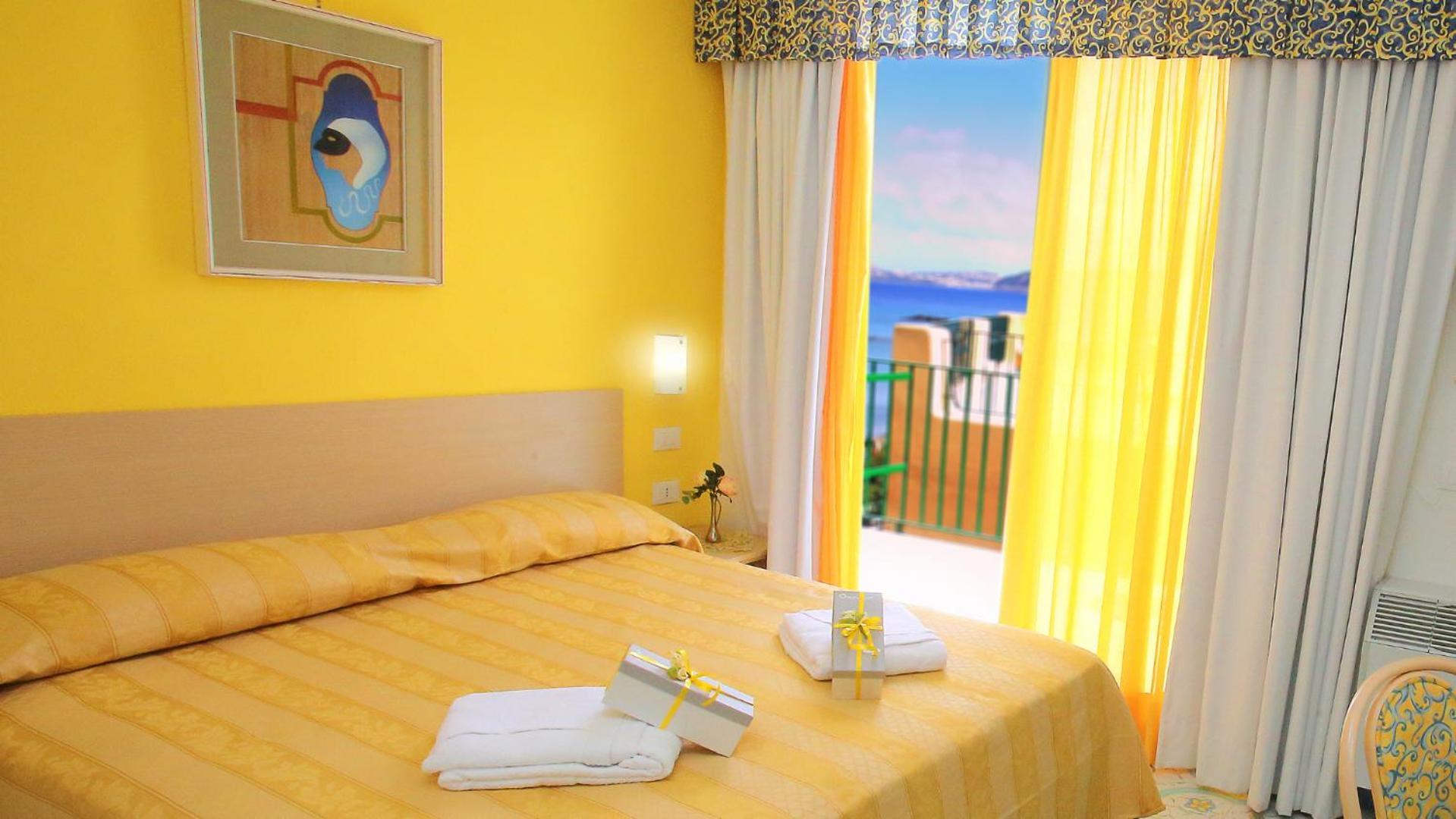 Hotel Solemare Beach & Beauty Spa Ischia Esterno foto
