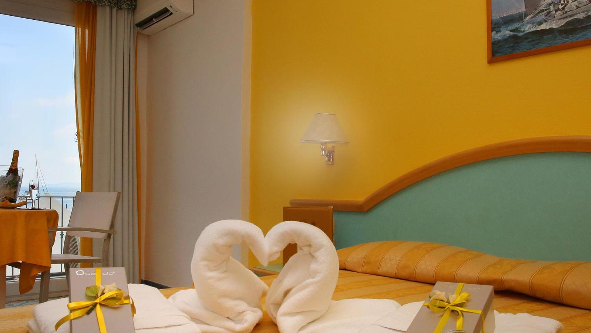 Hotel Solemare Beach & Beauty Spa Ischia Esterno foto