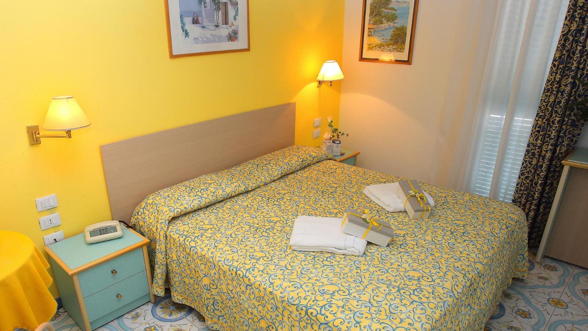 Hotel Solemare Beach & Beauty Spa Ischia Esterno foto