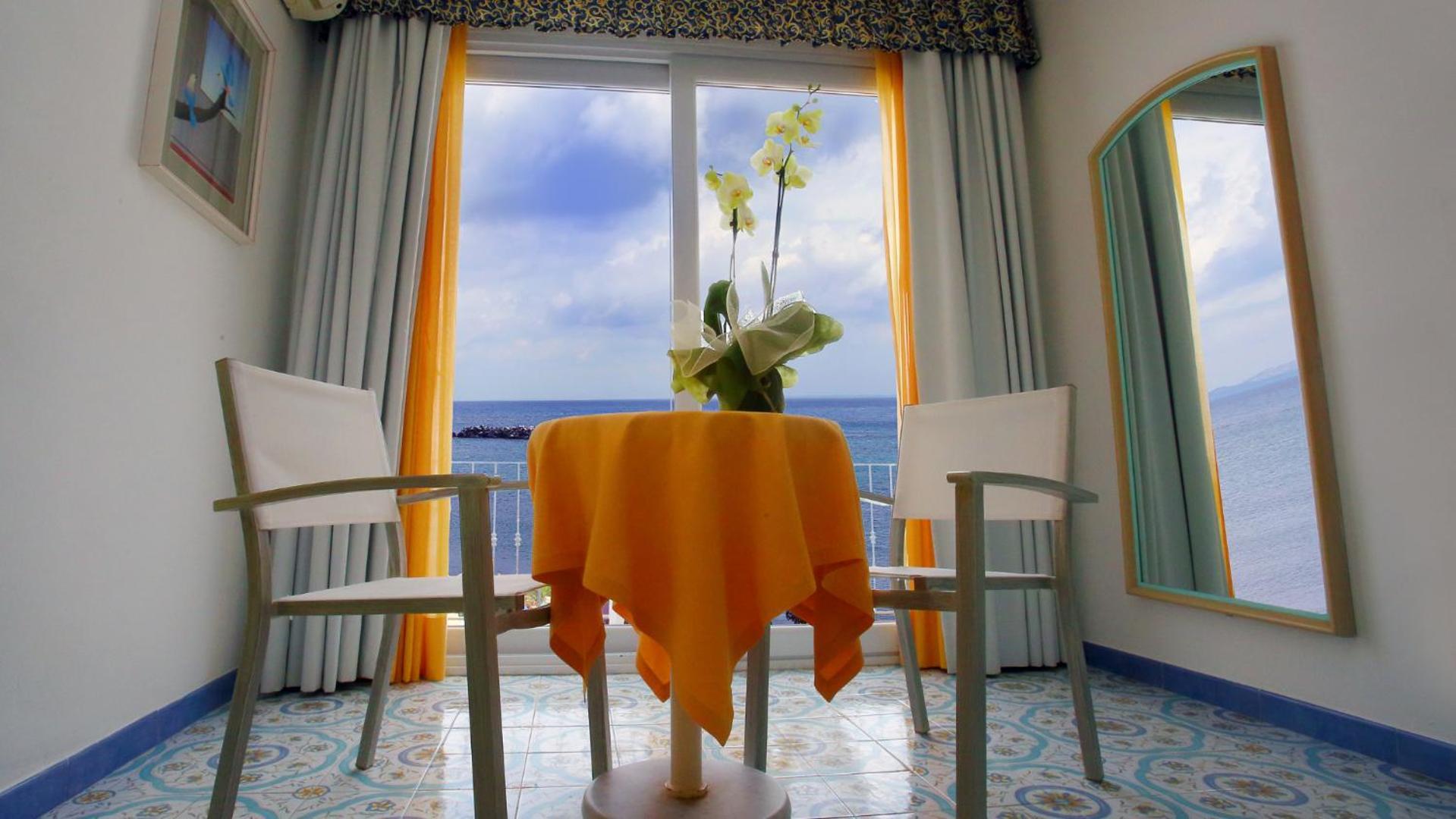 Hotel Solemare Beach & Beauty Spa Ischia Esterno foto
