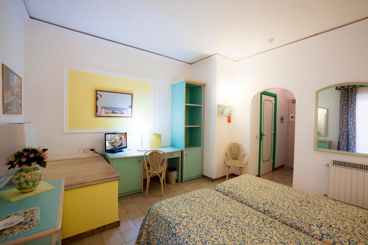 Hotel Solemare Beach & Beauty Spa Ischia Esterno foto